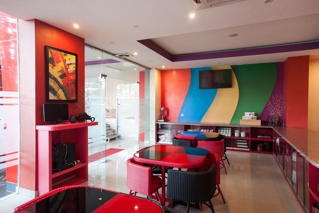 Hotel Reddoorz Near Hawaii Water Park Malang Zewnętrze zdjęcie